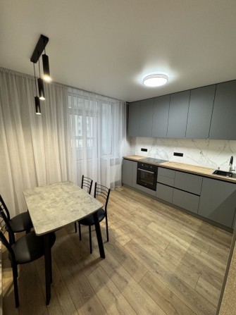 ЖК Олімпійський , оренда 1 к.квартири 42 м² - фото 1