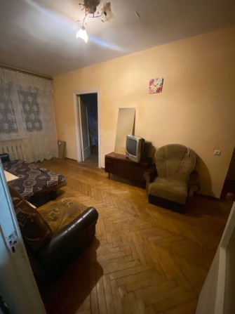 Здам 3 х кімнатну  Буча центр - фото 1