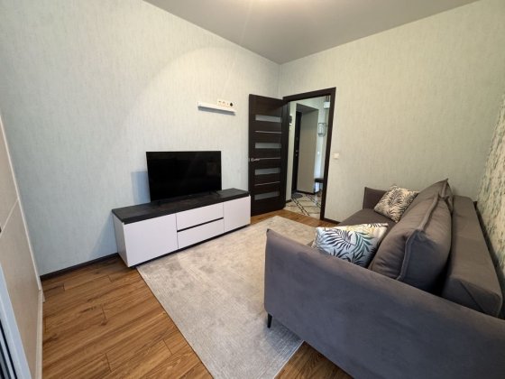 Оренда двох кімнатної квартири  поруч озеро Ивано-Франковск