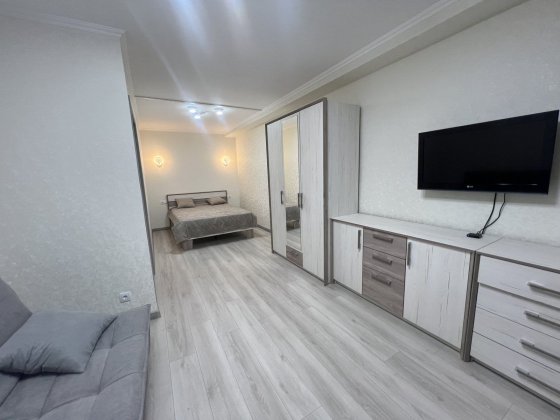 Оренда 1-кім квартири,вул Грушевського 7, Бровари Бровары