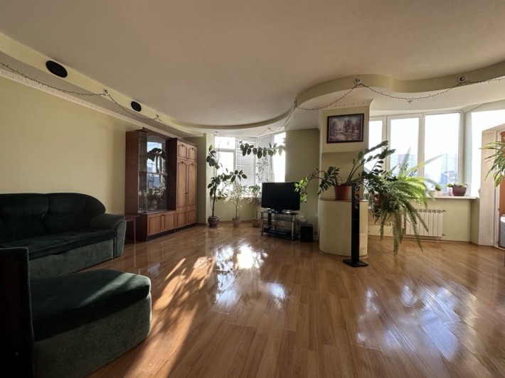 Оренда 3-к кв Бровари Чорних Запорожців буд. 57 - фото 1