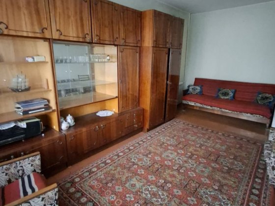 Здам 1 кімнатну на масиві Незалежності ,на 2- 4 міс Біла Церква