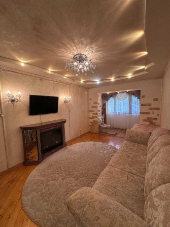 Оренда просторої трикімнатної квартири на Каскаді. - фото 1