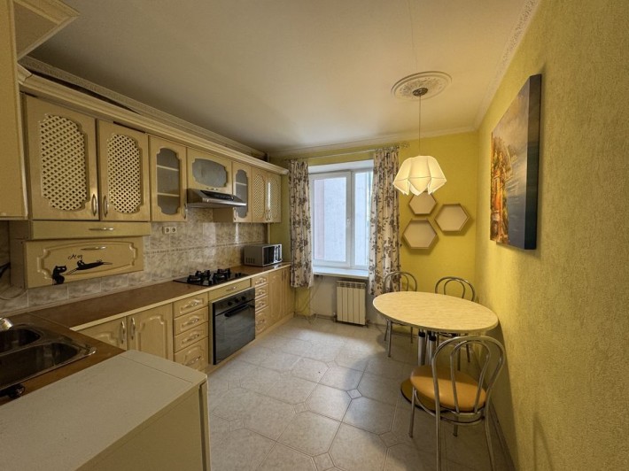 Оренда 2 кімнатної квартири у центрі, вул. Вовчинецька - фото 1