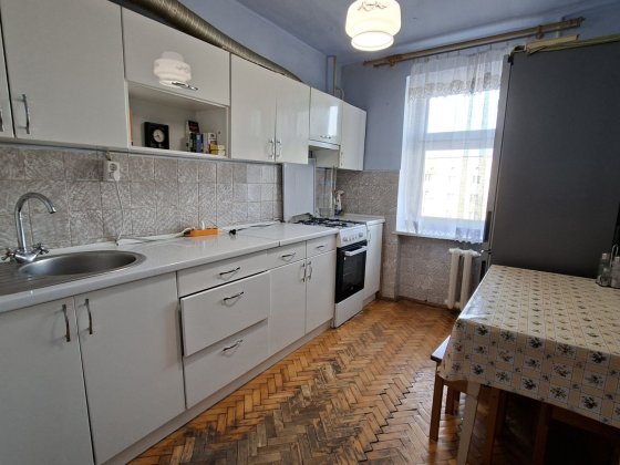 Здається в Оренду 3км.квартира. Каскад. Окремі кімнати . Школа.Садік Івано-Франківськ