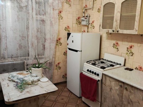 Оренда 2 к квартири 4-й Зарічний мікрорайон Кривой Рог