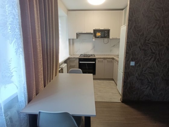 Оренда 2-х, Центр, свіжий ремон Кременчук