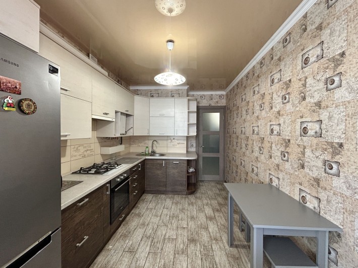 Оренда БЕЗ КОМІСІЇ біля Центрального парку з інд. газовим опаленням - фото 1