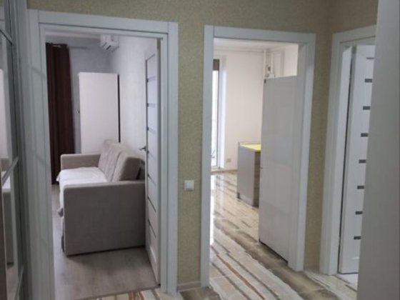 Центр,Яровиця , власник,великогабаритна 1-кімнатна квартира з 01.04.26 Луцьк