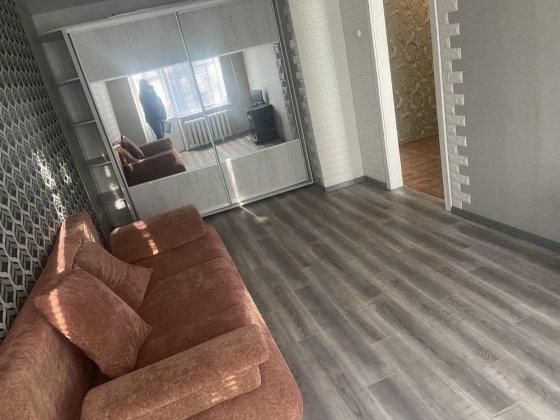 Здам  1-кімн в центрі соцміста біля зупинки Кривой Рог