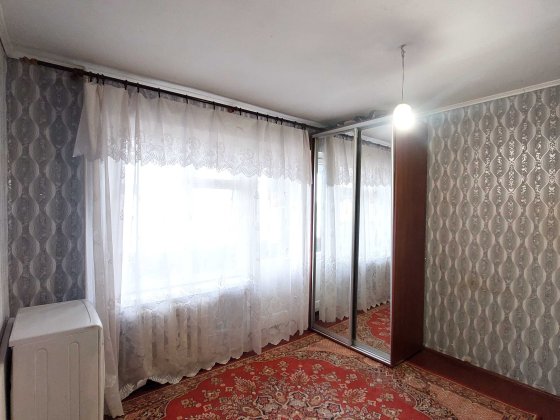 Оренда однокімнатної .Зупинка Ластівка.Вулиця Вечірньокутська 52 Кривий Ріг