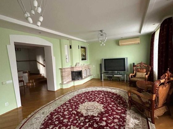 Великогабаритна квартира 300 м.кв. центр Луцьк Луцьк