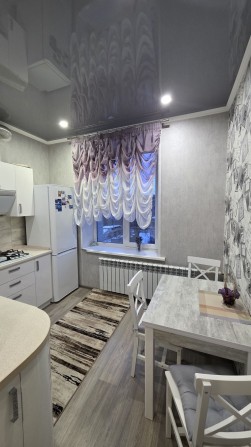 Оренда, 2-х кімнатна, 97-й квартал, Пр.Гагаріна, сталінка - фото 1