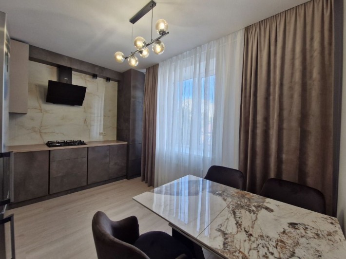 Оренда 2-во кімнатної квартири в ЖК Варварівка - фото 1