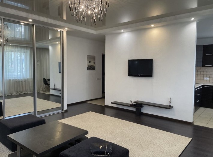 Сдам Квартиру 95 Квартал  Гагарина  5 - фото 1