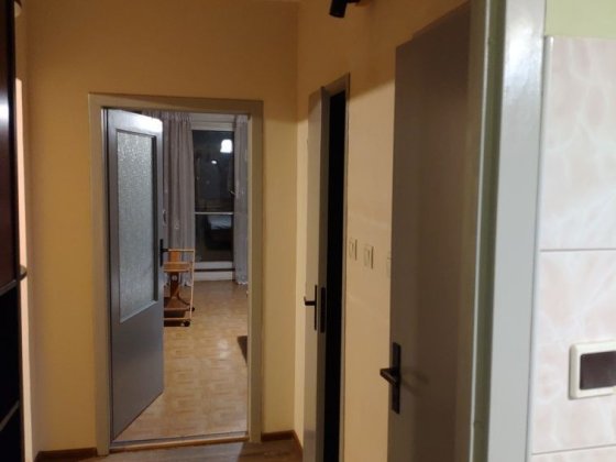 Сдам однокомнатную квартиру ( макулан) Кривой Рог