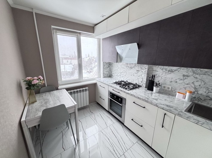 Оренда 2-х кімн. квартири Гетьманська 74 - фото 1