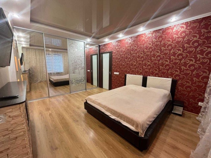 Оренда 2к квартири на 96 кварталі - фото 1