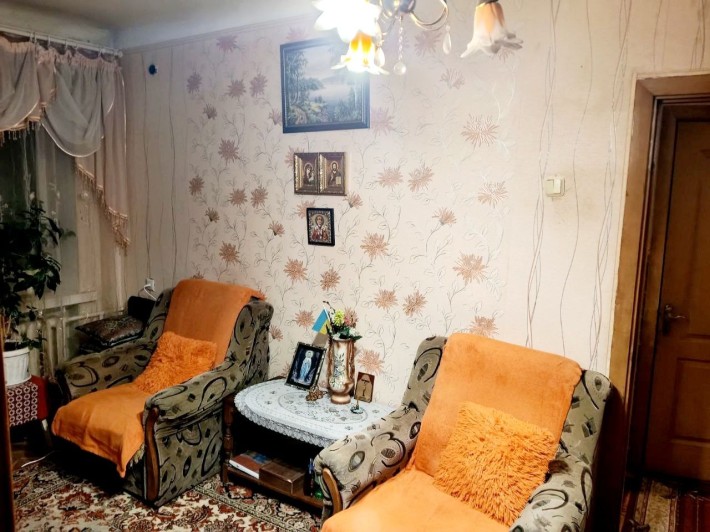 Здам квартиру 2-кімн.ЦЕНТР Луцька,ВНУ,меблі,техніка,світло не вимикают - фото 1