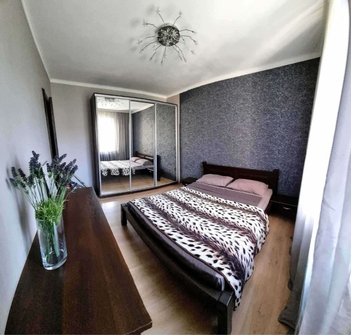 Оренда 2к на 5 Зарічному - фото 1