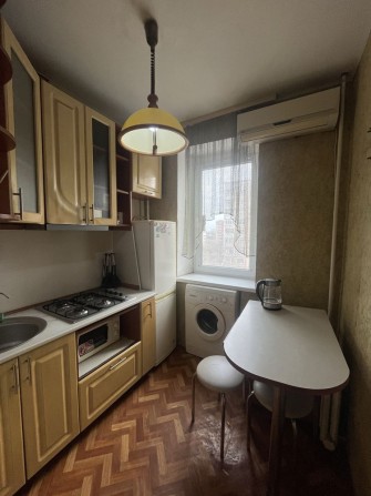 Здам 1 кімн. Мотель, меблі, техніка, вільна - фото 1