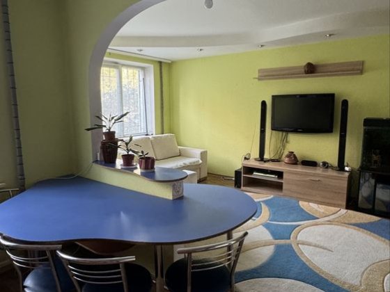 Левада 3к  з 16.03 Вільна 13000+к Полтава