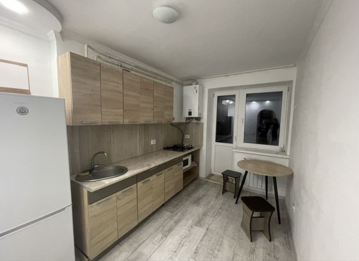 Оренда 1-о кімнатна р-н Чайки в новобудові - фото 1