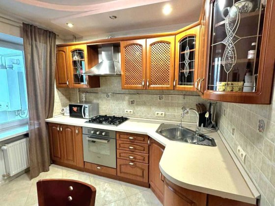 БЕЗ КОМІСІЇ  Оренда 3х кім квартири з інд. газ опаленням, вул С Крушел Ровно