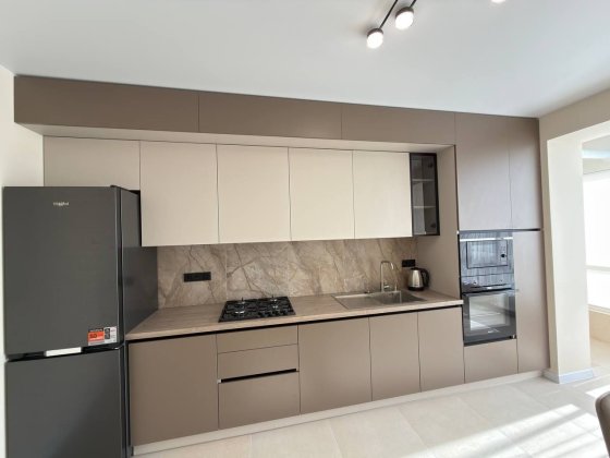 Оренда .Перша здача 1к. Височана-18 Івано-Франківськ