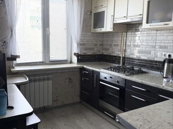 2-к Огнивка , рядом 16-Я Школа Полтава