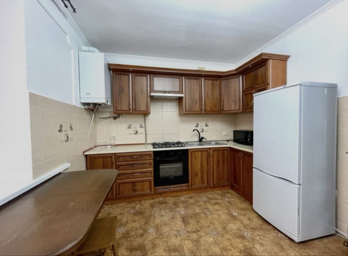 Простора 1км квартира по вул.Хіміків - фото 1