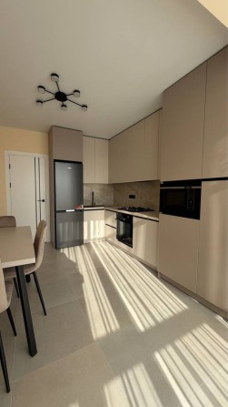 Оренда квартири в центрі міста. Перша здача! - фото 1