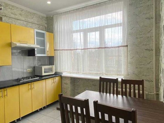 Довгострокова оренда 1-кім квартири в Центрі Рівного Ровно