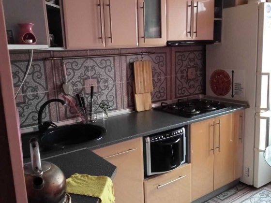 здають   2  кімнатнy  квартирy з 11 березня в р--ні  Оптики (Подол) Полтава