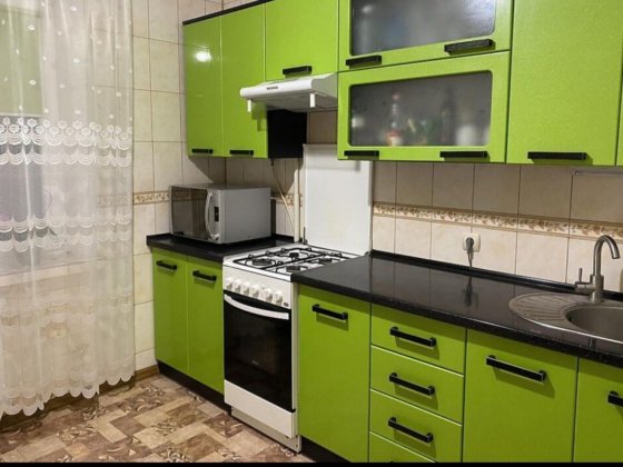 Квартира з ремонтом, меблями та технікою Ровно