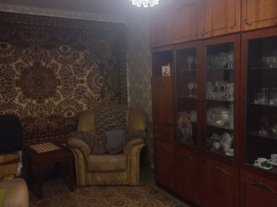 Сдам 2х ком.кв. Долгинцево,"Дружба" ул.М.Ткачева 8,(бывш.Мухина). Кривой Рог