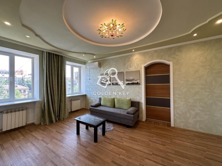 Оренда 2-кімнатної квартири на Пр-т Поштовому - фото 1