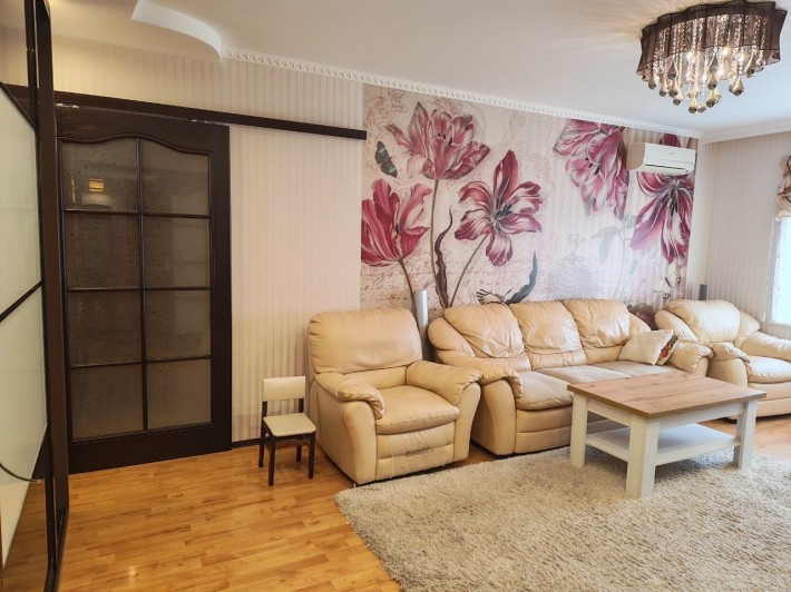 Здам 3 кімнатну квартиру біля ринку ЗСУ - фото 1