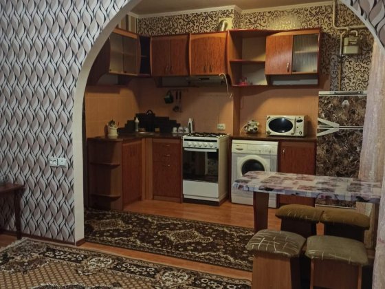 Здам  гарну 1 кімн. кв - ру , р-н  Левада   8000+ комунальні  послуги Полтава