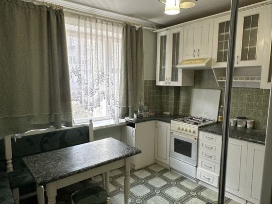 Здам в оренду 2 кімнатну простору Квартиру вул. Відінська. Автономка Рівне