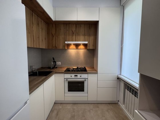 Аренда 2х ком кв, на 95 квартале ( пр Гагарина ) Кривой Рог