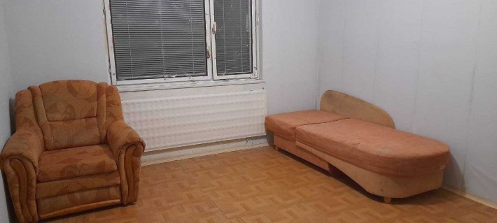 Сдам 2 к. кв. Центрально-городской р-н МАКУЛАН (частично меблированая) - фото 1