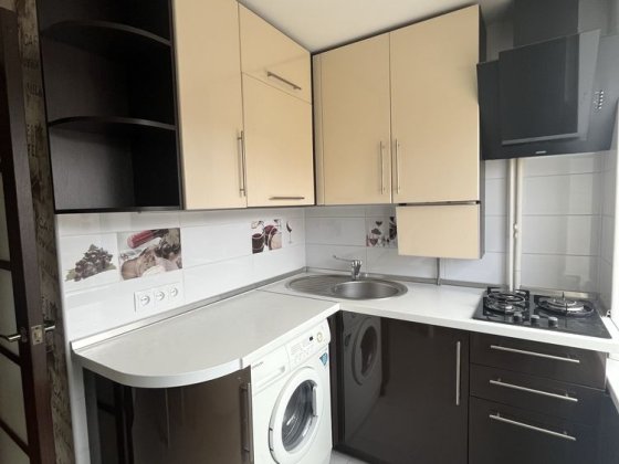 Здам 1 кімн. Центр, біля «Палаццо», СВІТЛО НЕ ВИМИКАЮТЬ, ліжко Полтава