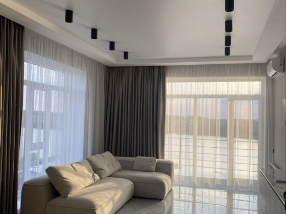 Орена 2 к квартири! Панорама з великим балконом на Басів кут Ровно