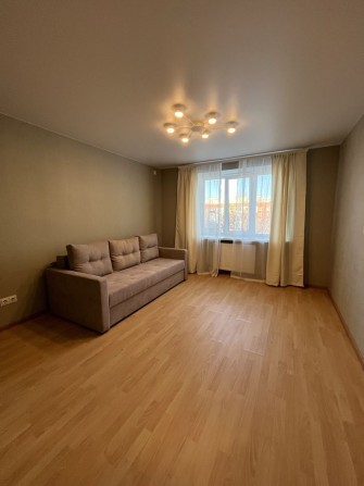 Однокімнатна, Сади 2, Перша здача - фото 1