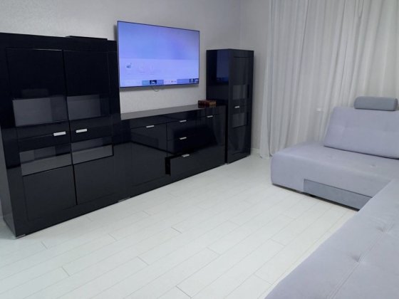 Параджанова 1 Боженко вільна з 13 березня Полтава