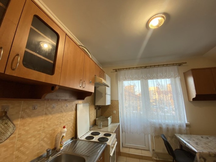 Оренда  4 кімнатної - фото 1