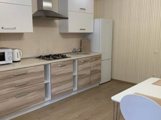 Ляхова 10 центр парковка все поруч Полтава