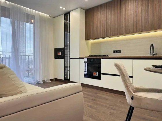 Однокімнатна з шикарним ремонтом у новобудові Ивано-Франковск