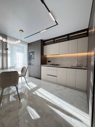 Оренда 1,5 км квартири Вул. Киівська Тарнавського Ще ніхто не проживав - фото 1